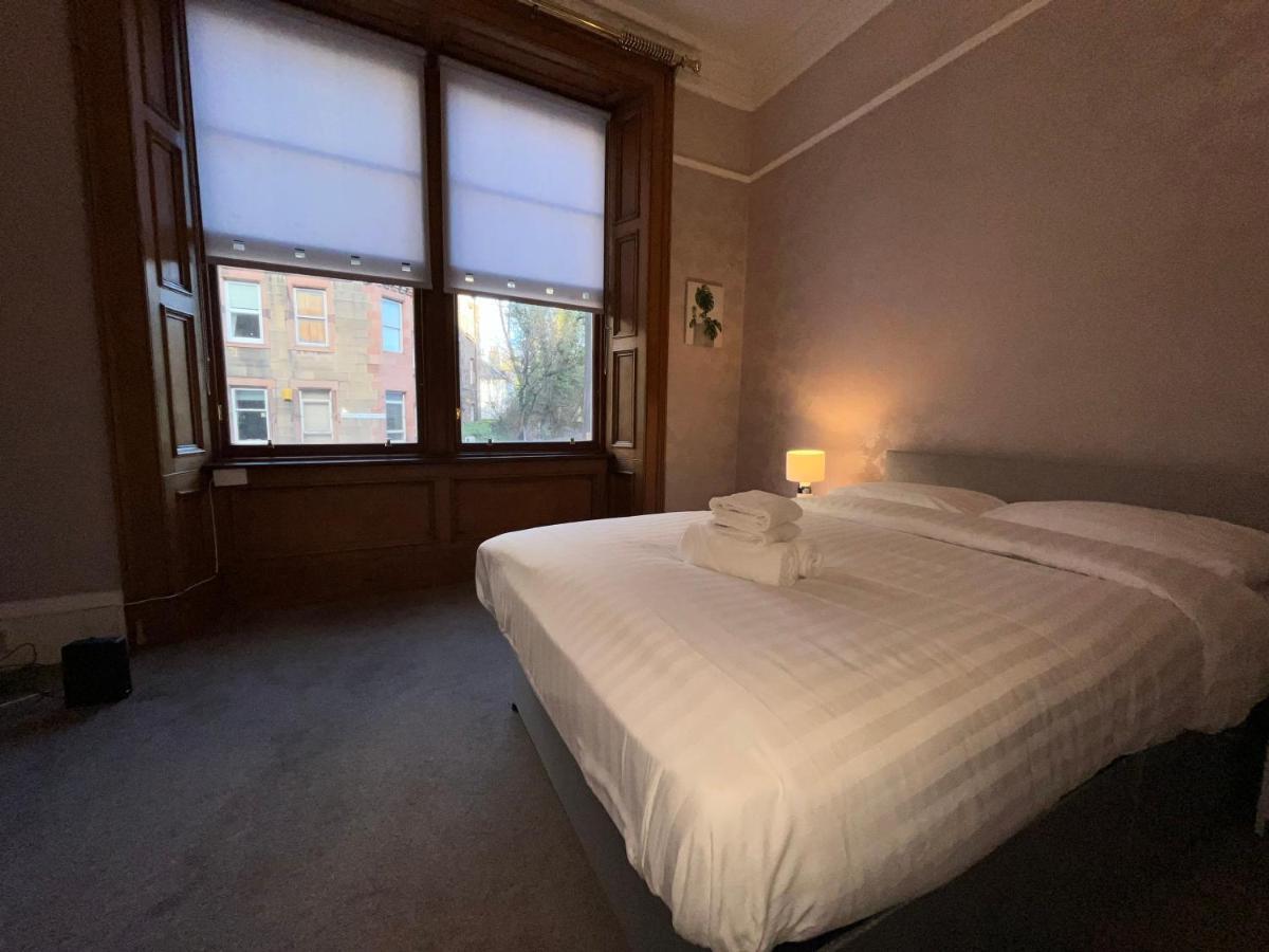 Bright 3 Bedroom Edinburgh City Apt Luaran gambar